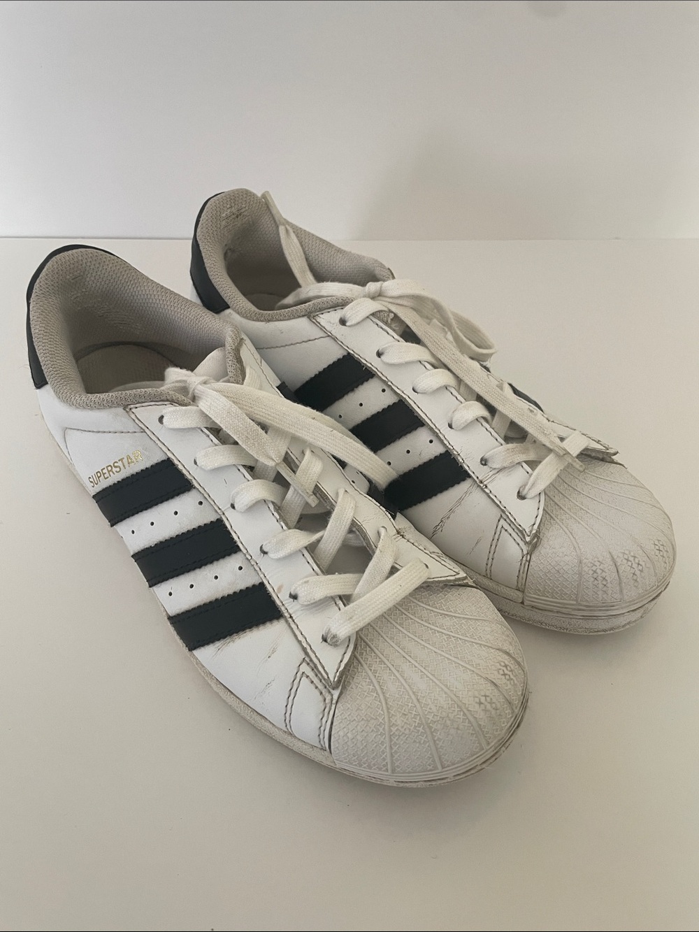 Adidas Superstar White Black Shell Toe Sneakers Women’s 7.5